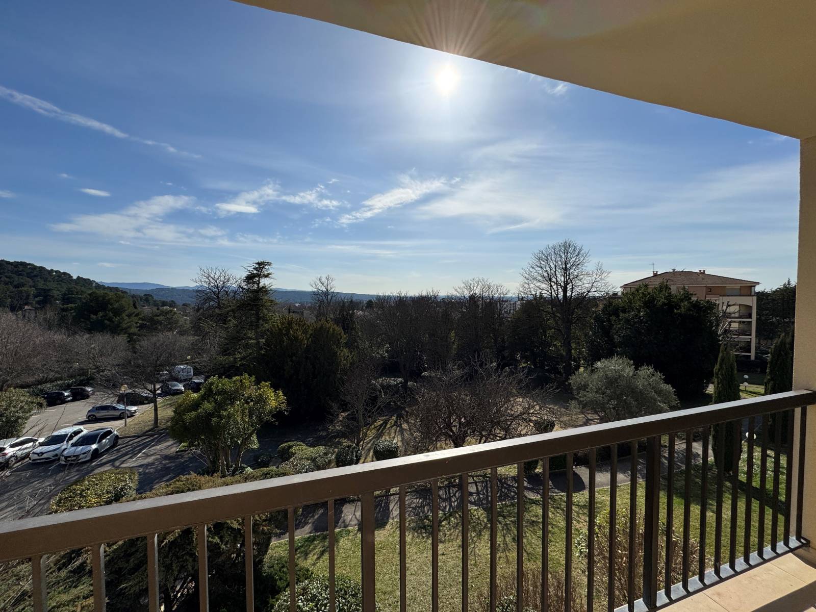 Magnifique T1  avec vue,  proche du centre Aix-en-Provence