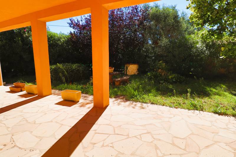 Villa au Calme Absolu à 5 Min à Pied de la Gare et du Centre du Village