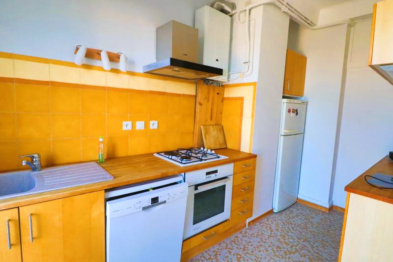 À LOUER – T3 MEUBLÉ AVEC VUE MER EXCEPTIONNELLE – MARSEILLE 13007