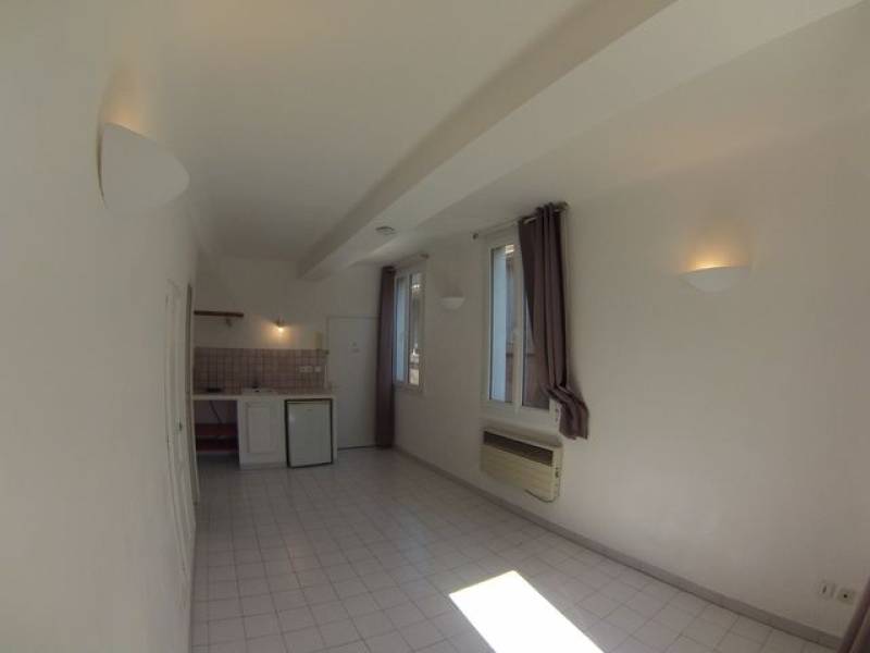 Location d'appartement studio de 20 m2 CENTRE VILLE Aix-en-Provence